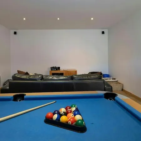 木屋 Family 5 Bdr 5 Bath Games Jacuzzi 莱苏什
